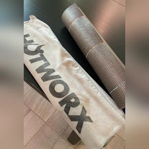 Hotworx towel and mat